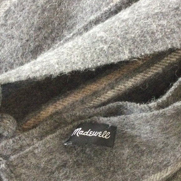 Gray striped open front poncho with tassels - Picture 6 of 6